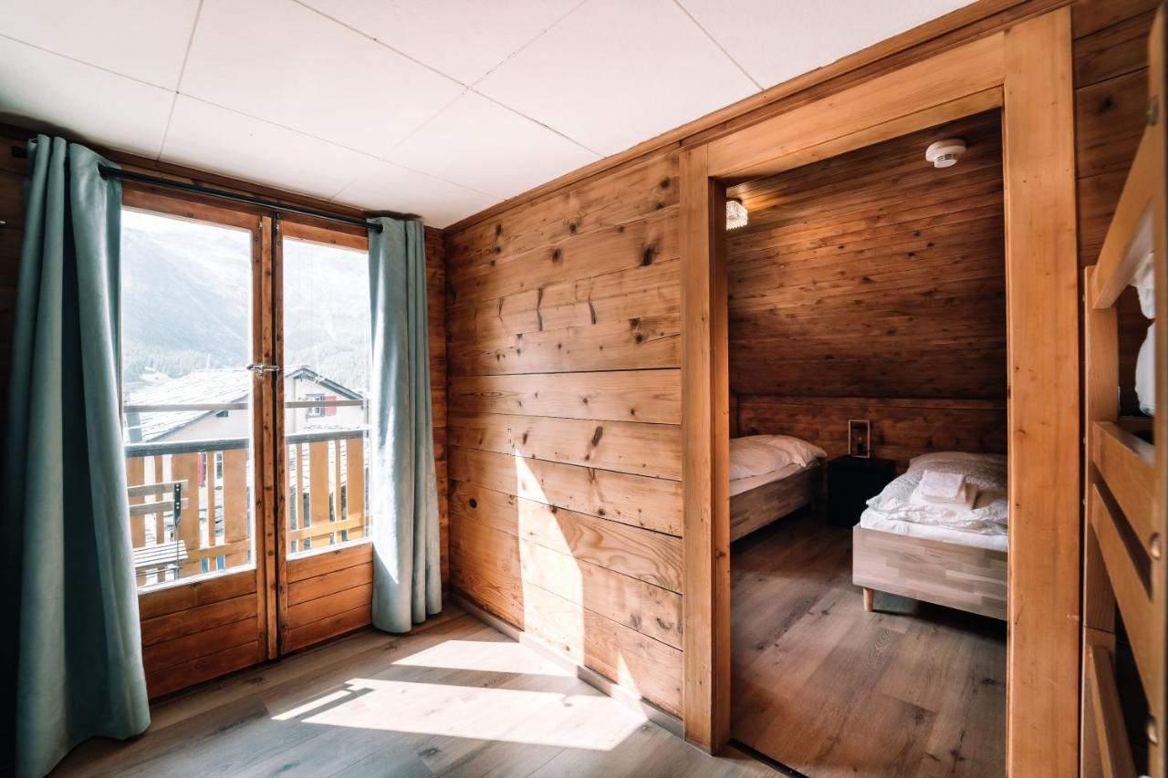Quarto Família com Varanda