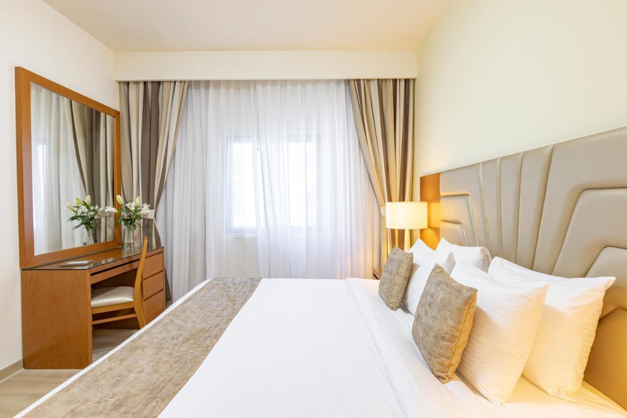 Premier Two Bedroom Suite Balcony