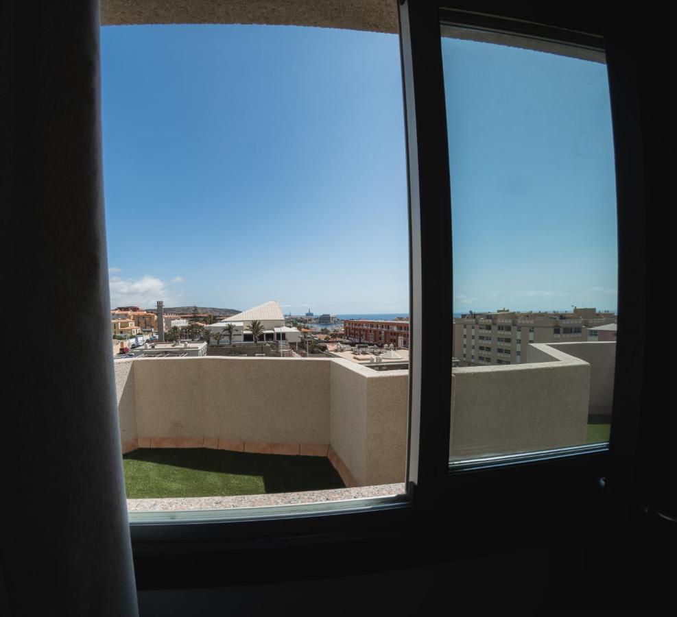 Apartment with Terrace,1304249983:JPEG