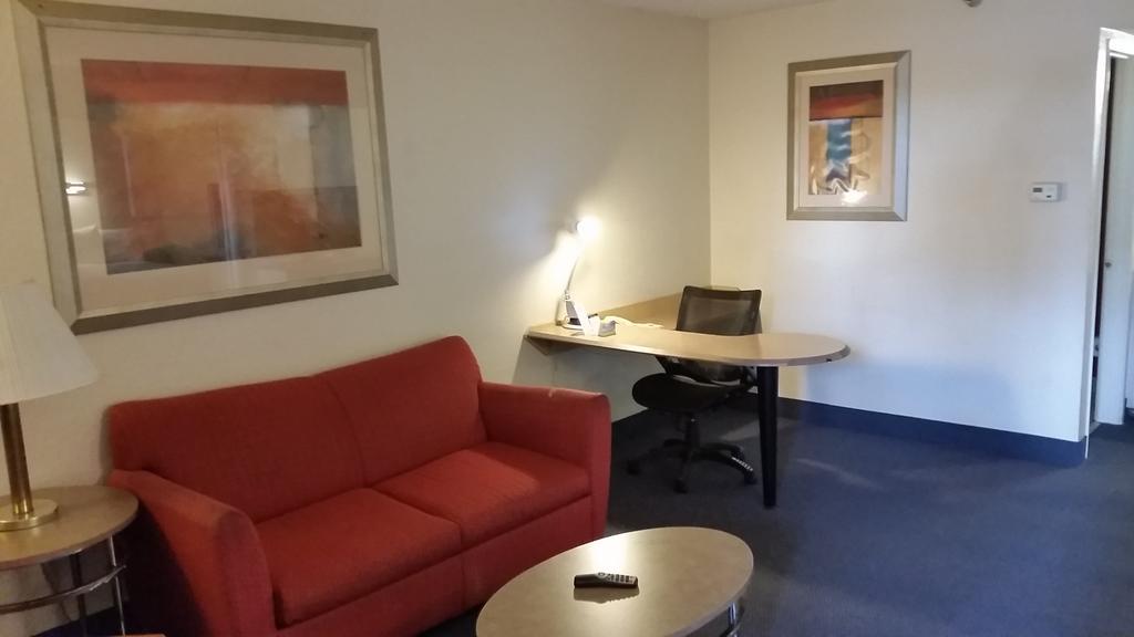 Studio Suite Two Queen Beds Non-Smoking,705548521:JPEG