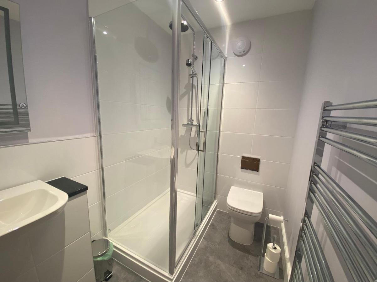 Double Room Private Bathroom