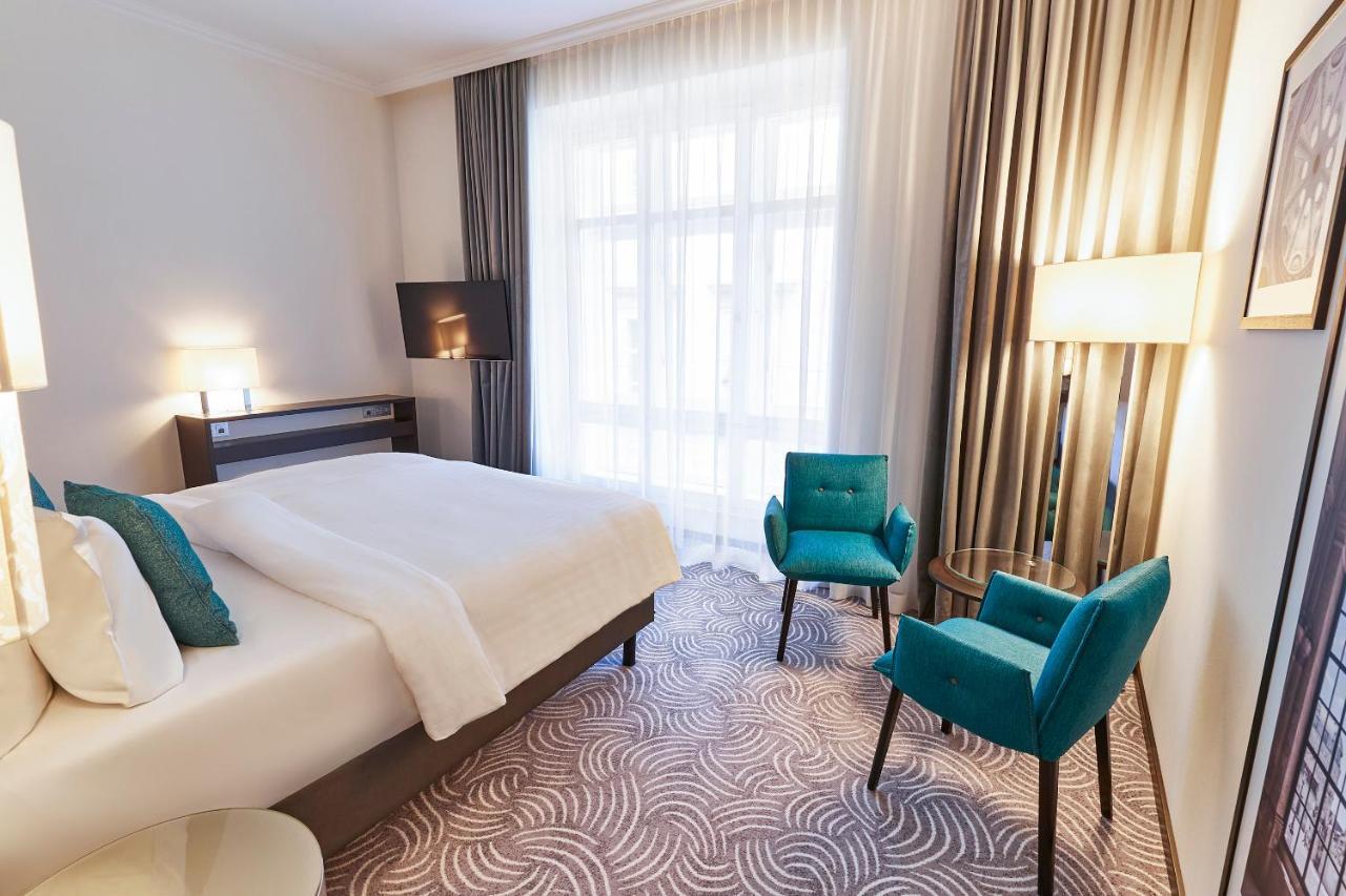 Superior King or Twin Room,1275550252:JPEG