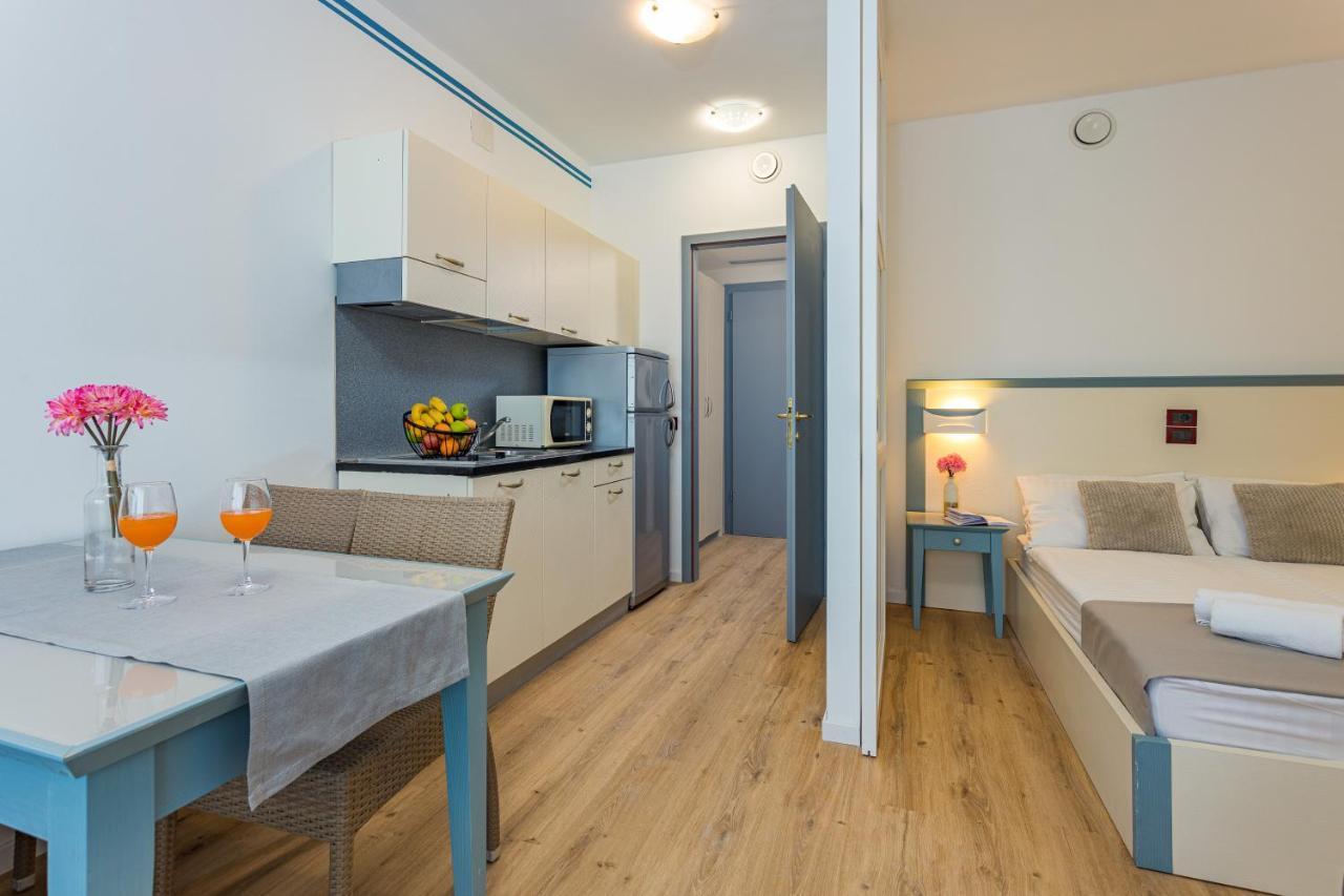 Appartement 1 Chambre Supérieur avec Balcon (4 Personnes)