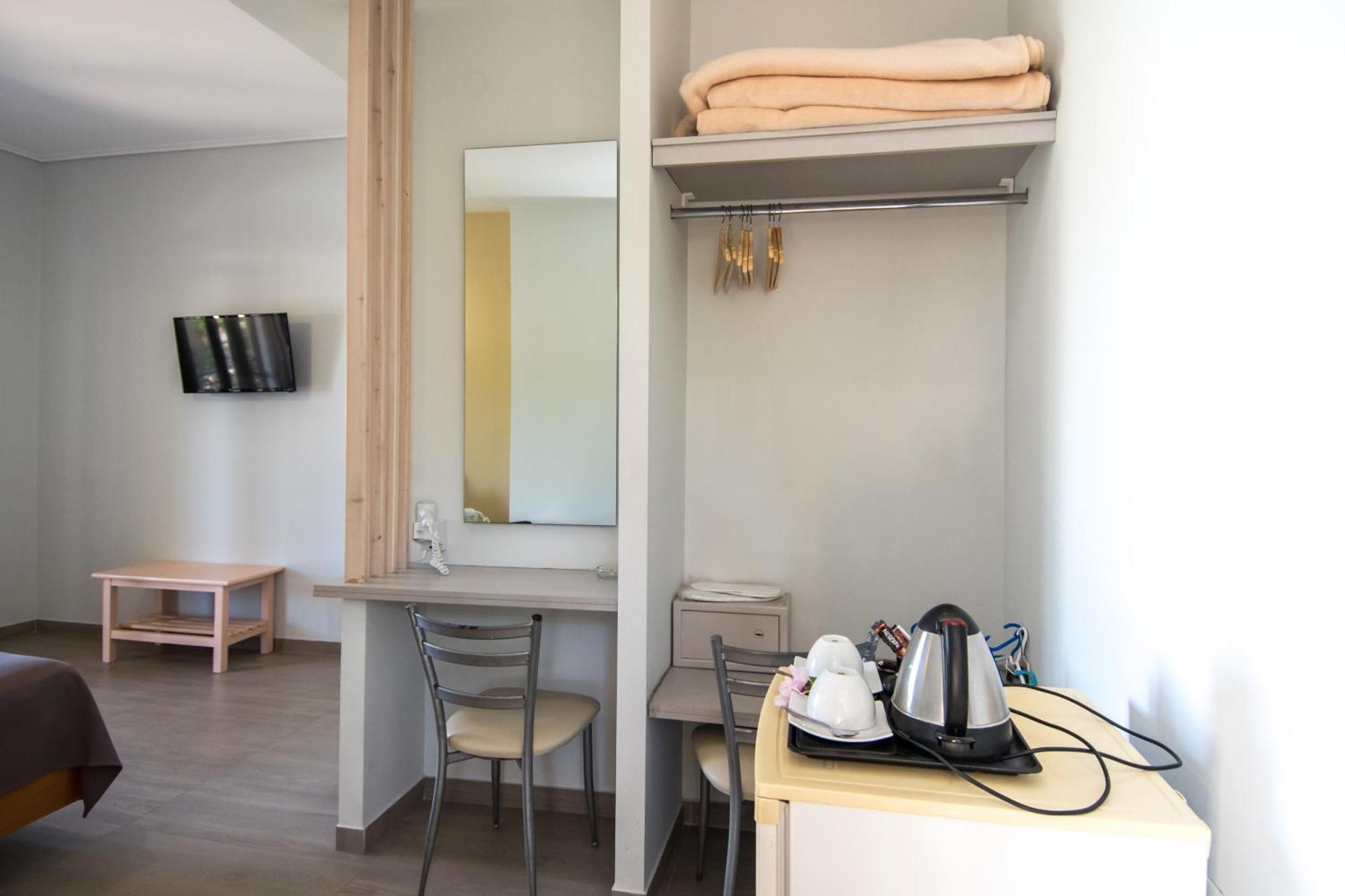 Economy Twin Room