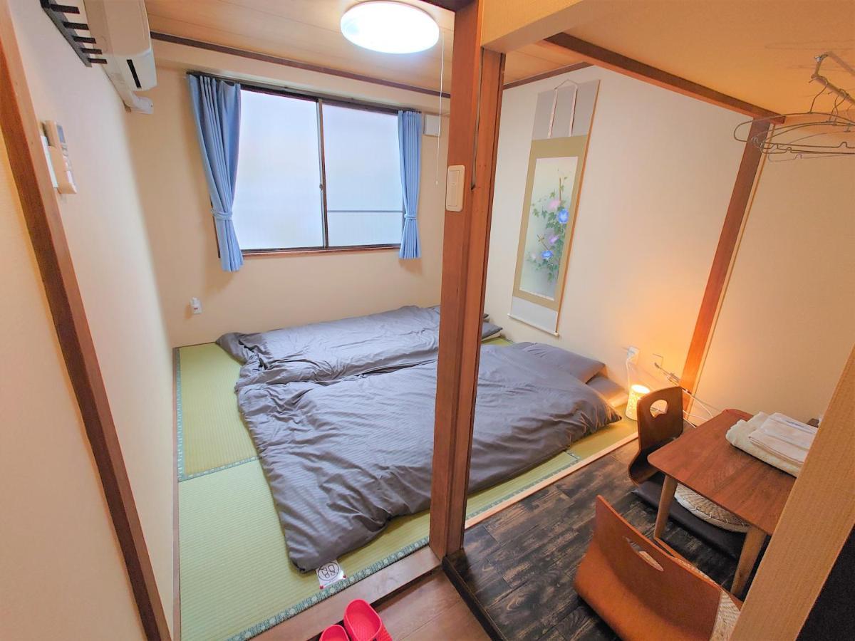 Japanese-Style Room