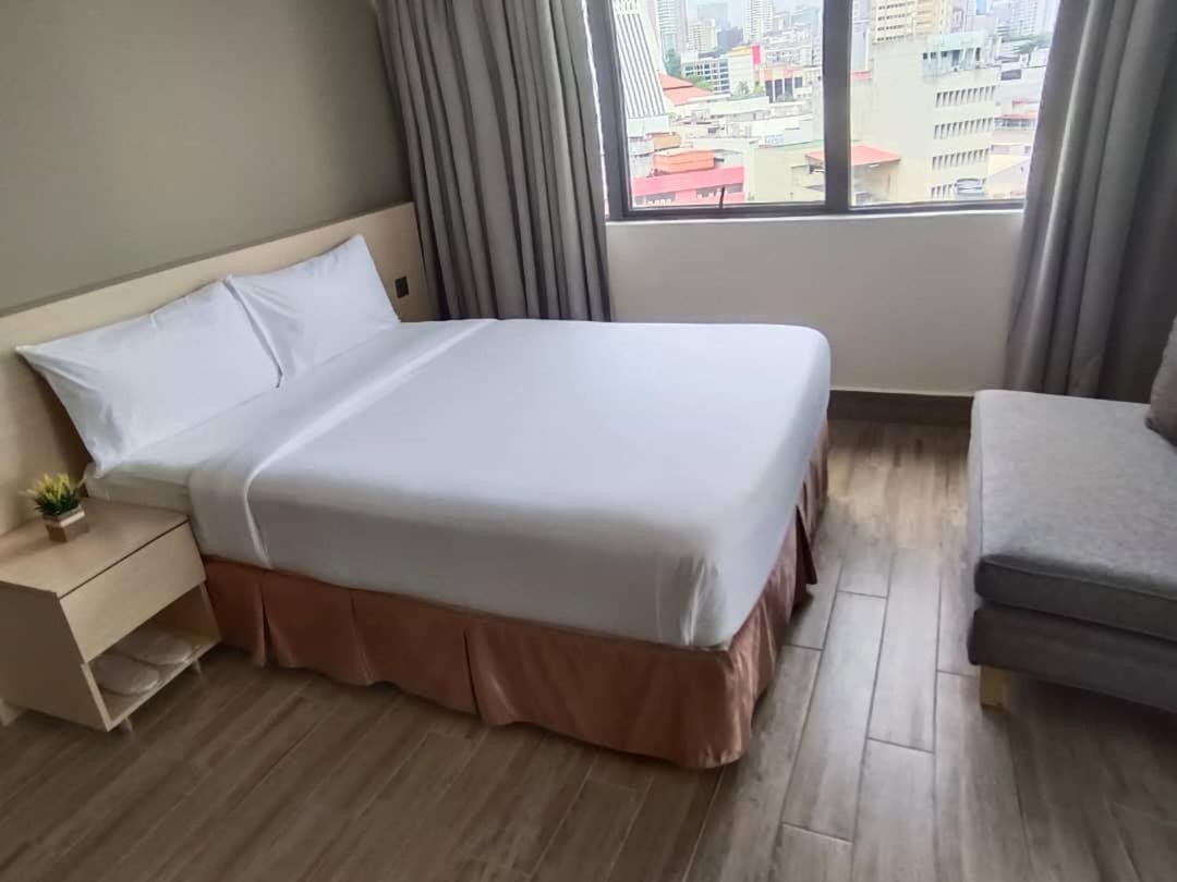 Superior Queen Room