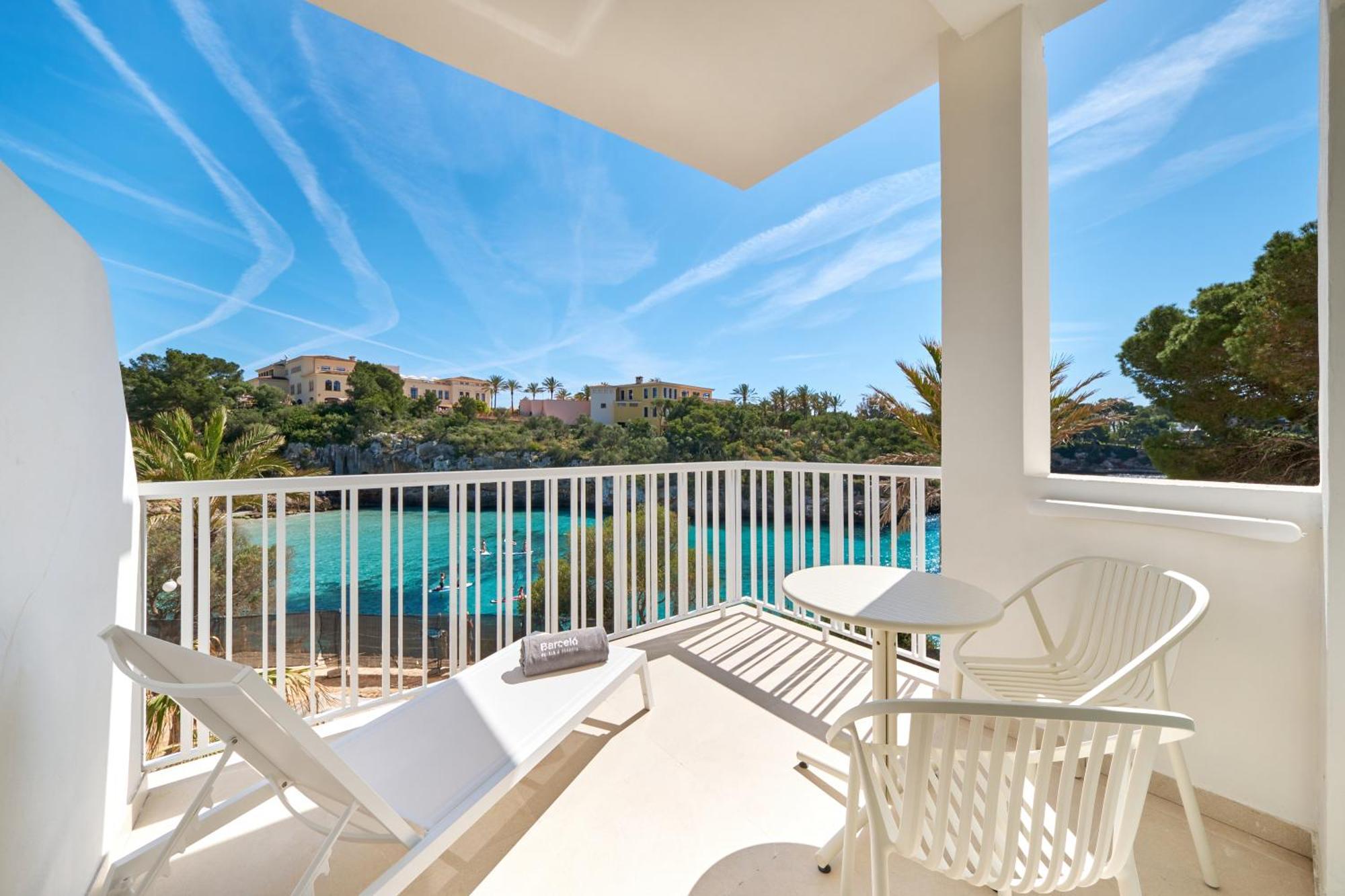 Family Room Sea View