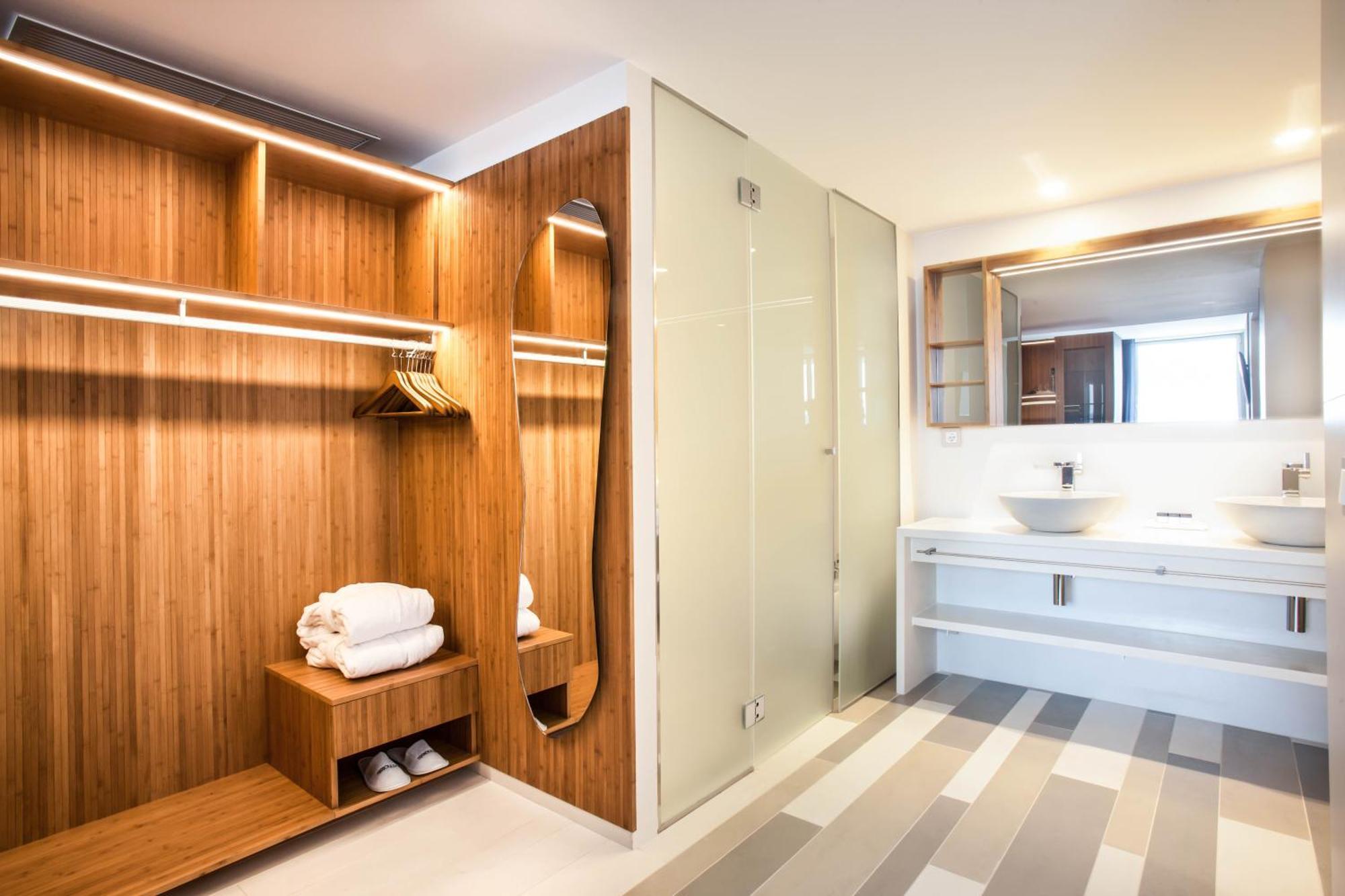 Junior Suite,1306956211:JPEG