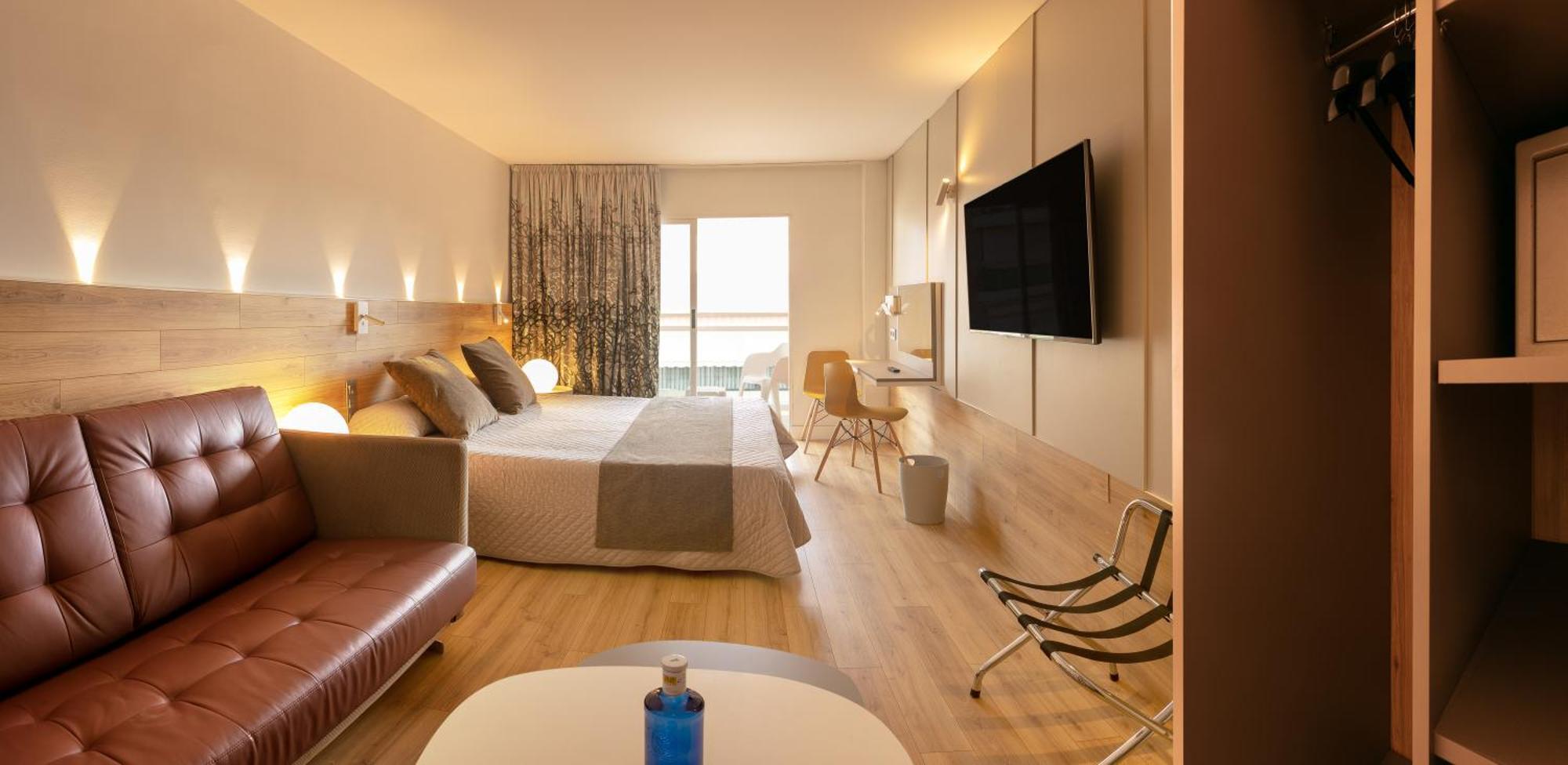 Junior Suite (2 Volwassenen)