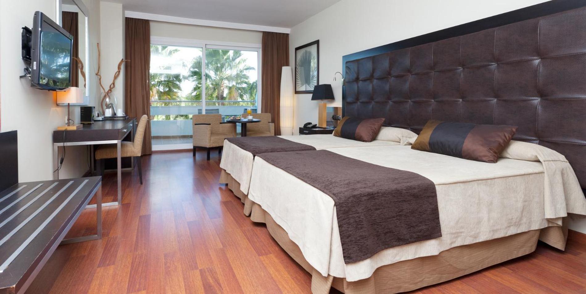 Deluxe Double or Twin Room Terrace
