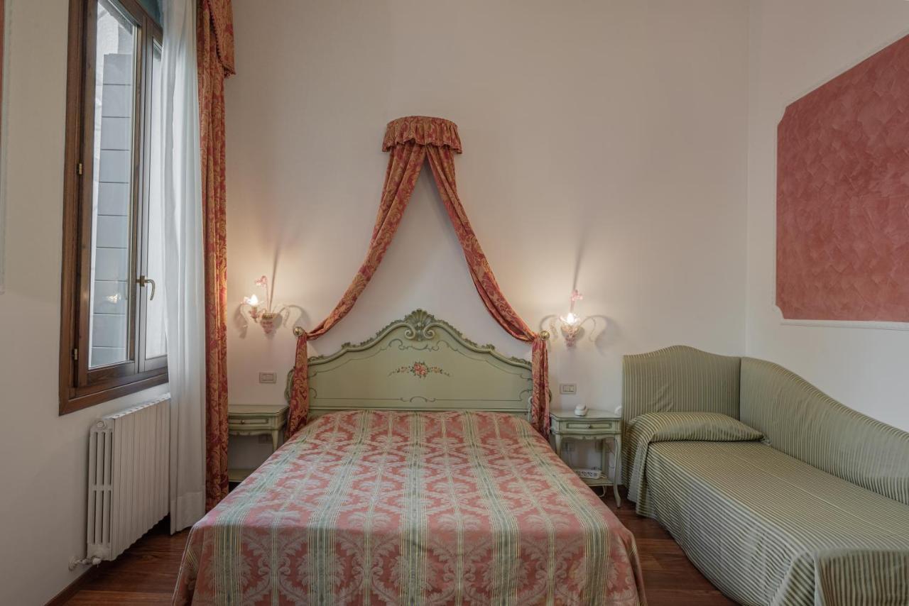 Triple Room Canal View