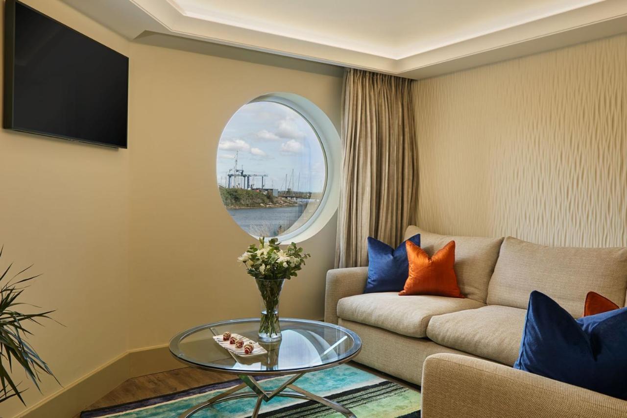 Deluxe Suite,1445176066:JPEG
