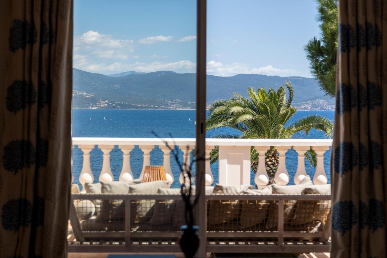 DELUXE SUITE terrace sea view