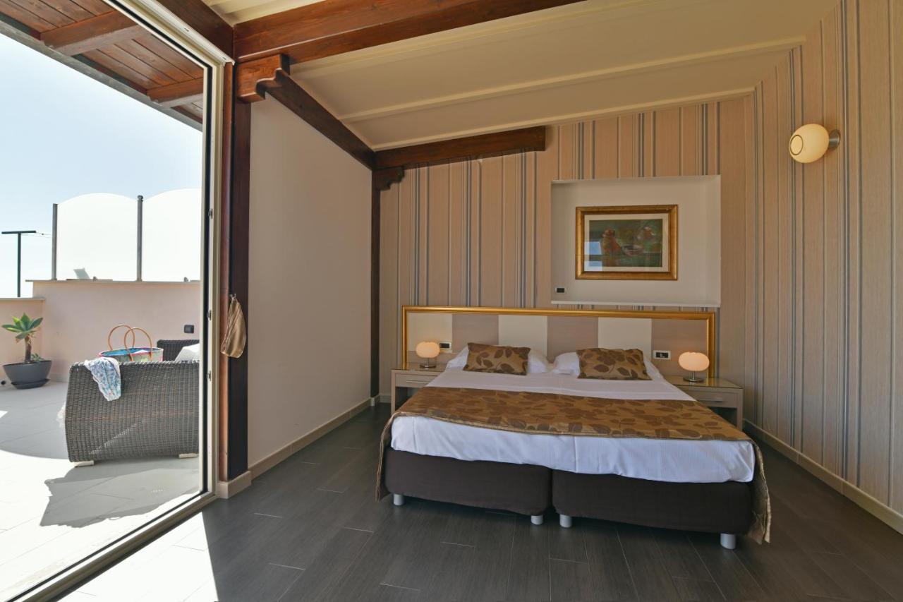 Deluxe Double Room Terrace