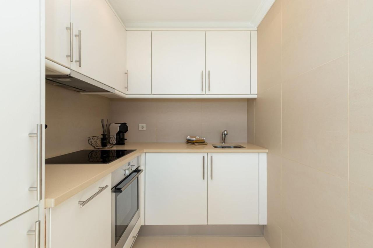 One-Bedroom Apartment,1311120871:JPEG