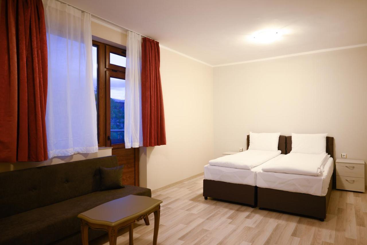 Superior Queen Room