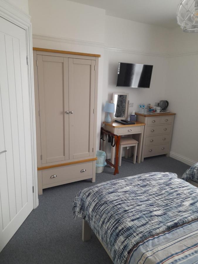 Twin Room,1315397005:JPEG