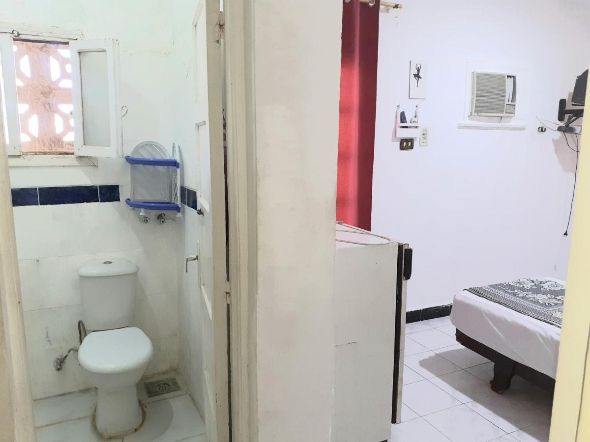 Single Room Private Bathroom