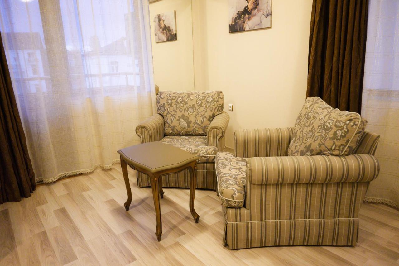 Superior Queen Room