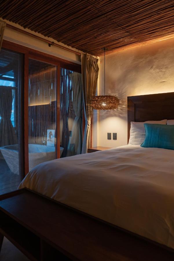 Superior Suite with Sea View,1593975094:JPEG