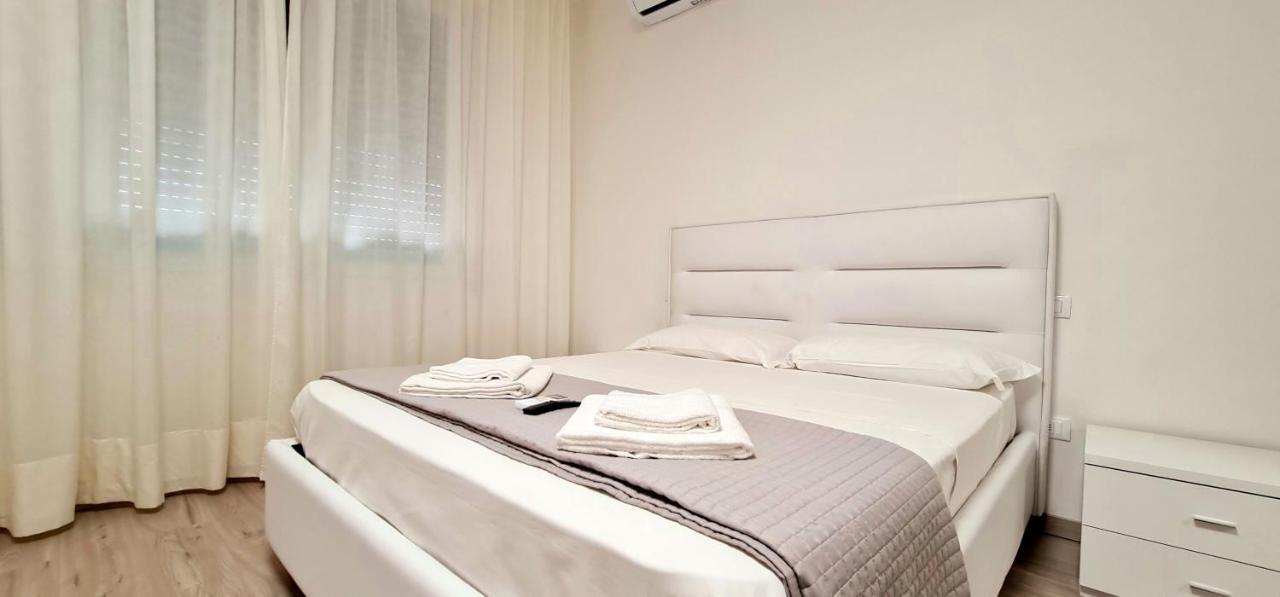 Double Room,1317857059:JPEG