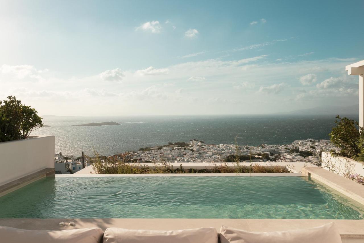 Suite avec Piscine Privée - Vue sur Mer