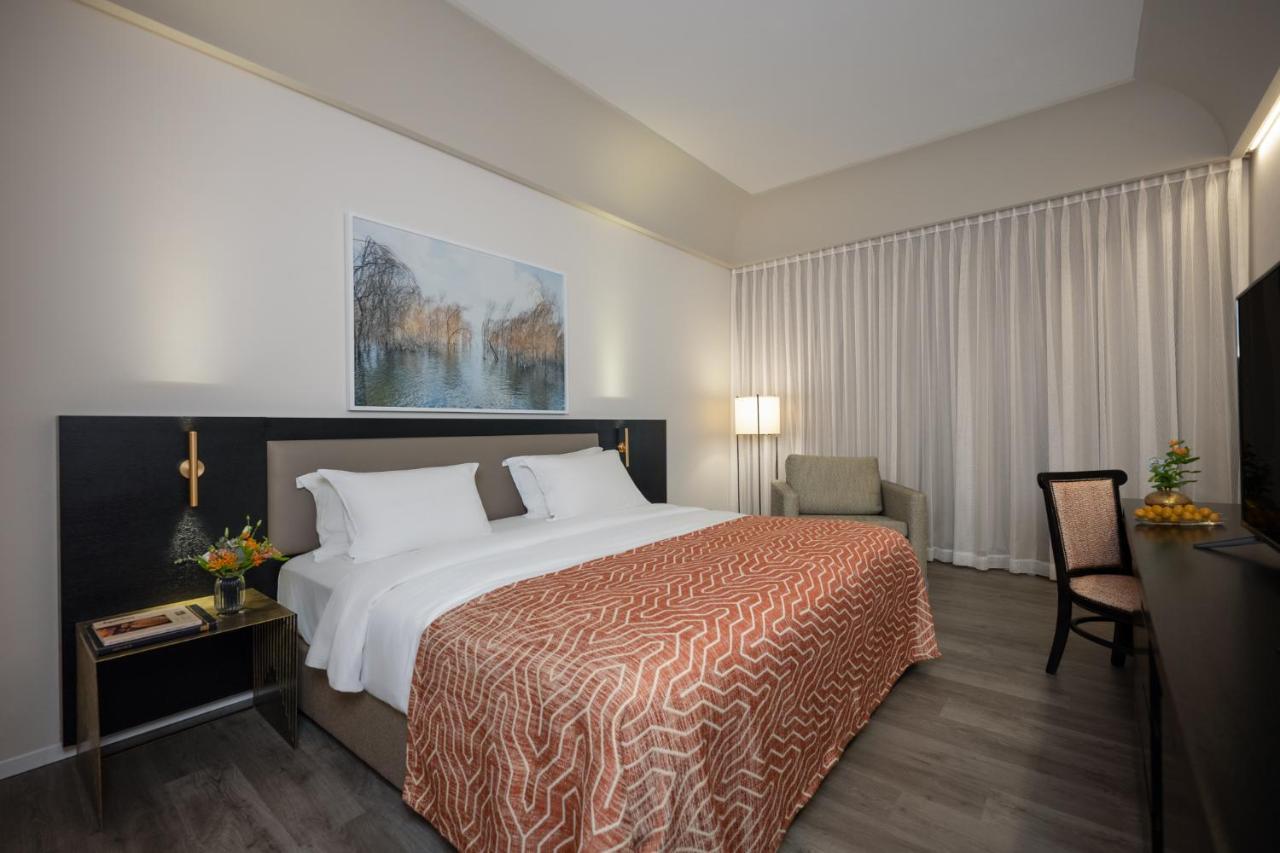 Chambre Deluxe Double ou Lits Jumeaux