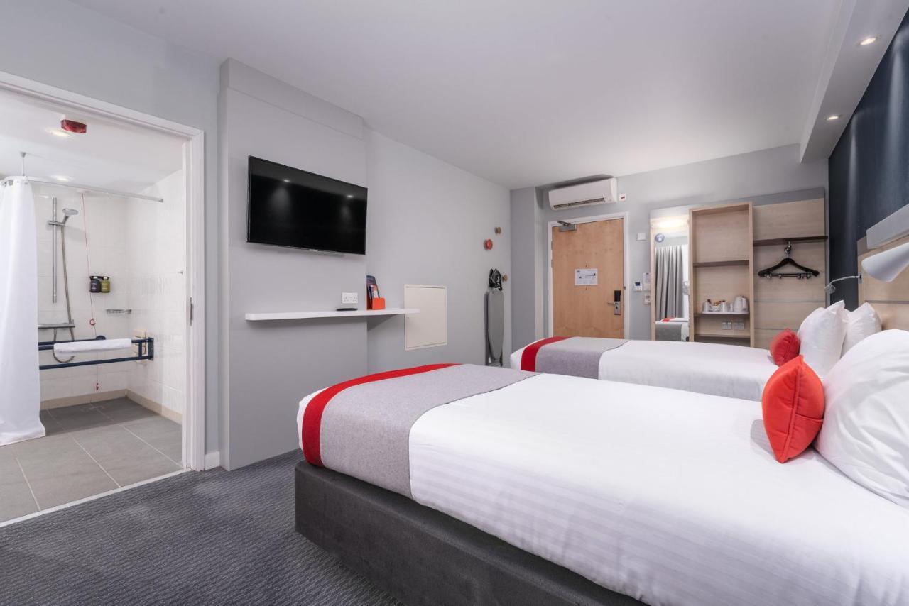 Standard Twin Room Hot Accessible