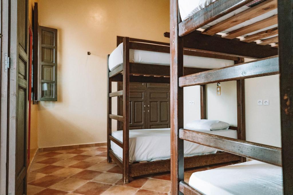 Bed 6-Bed Female Dormitory Room