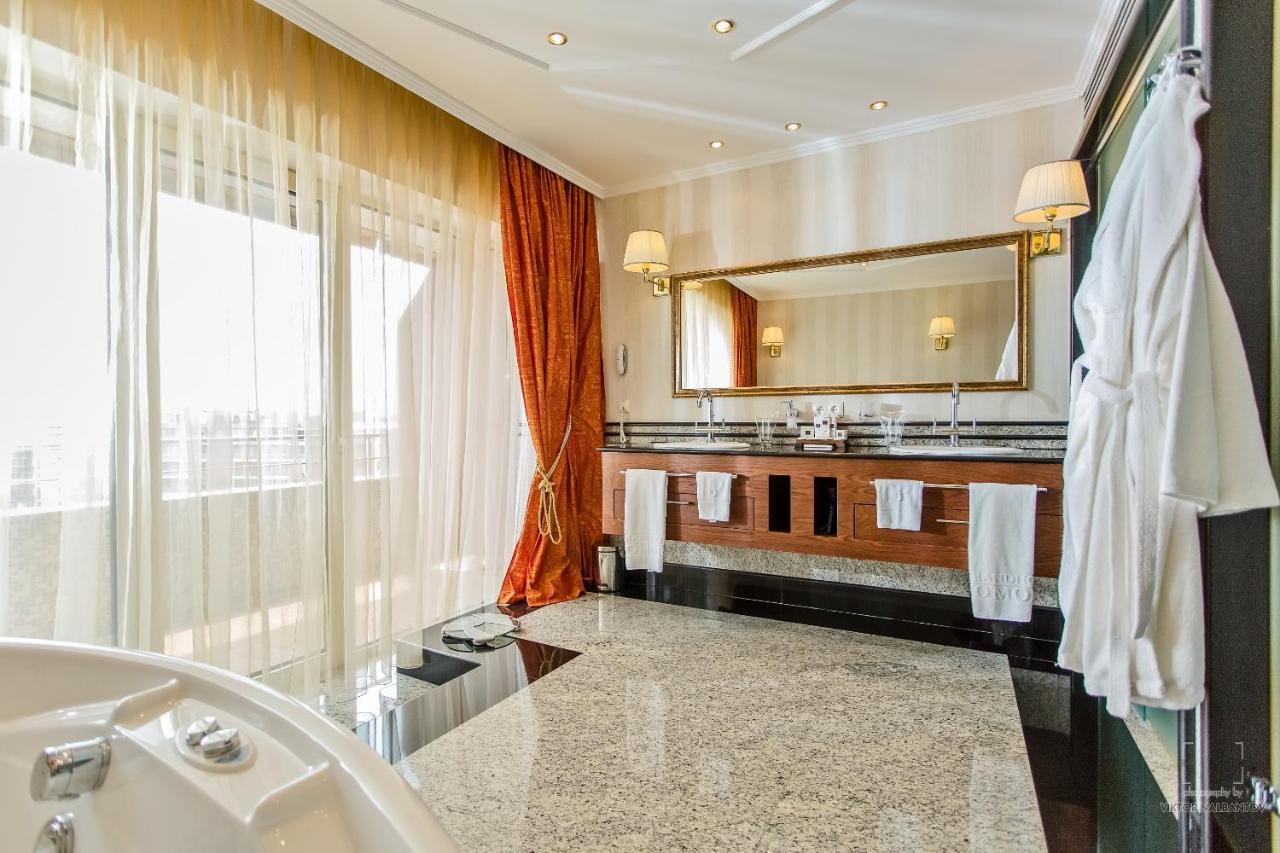 Premium Suite Balcony Sea View