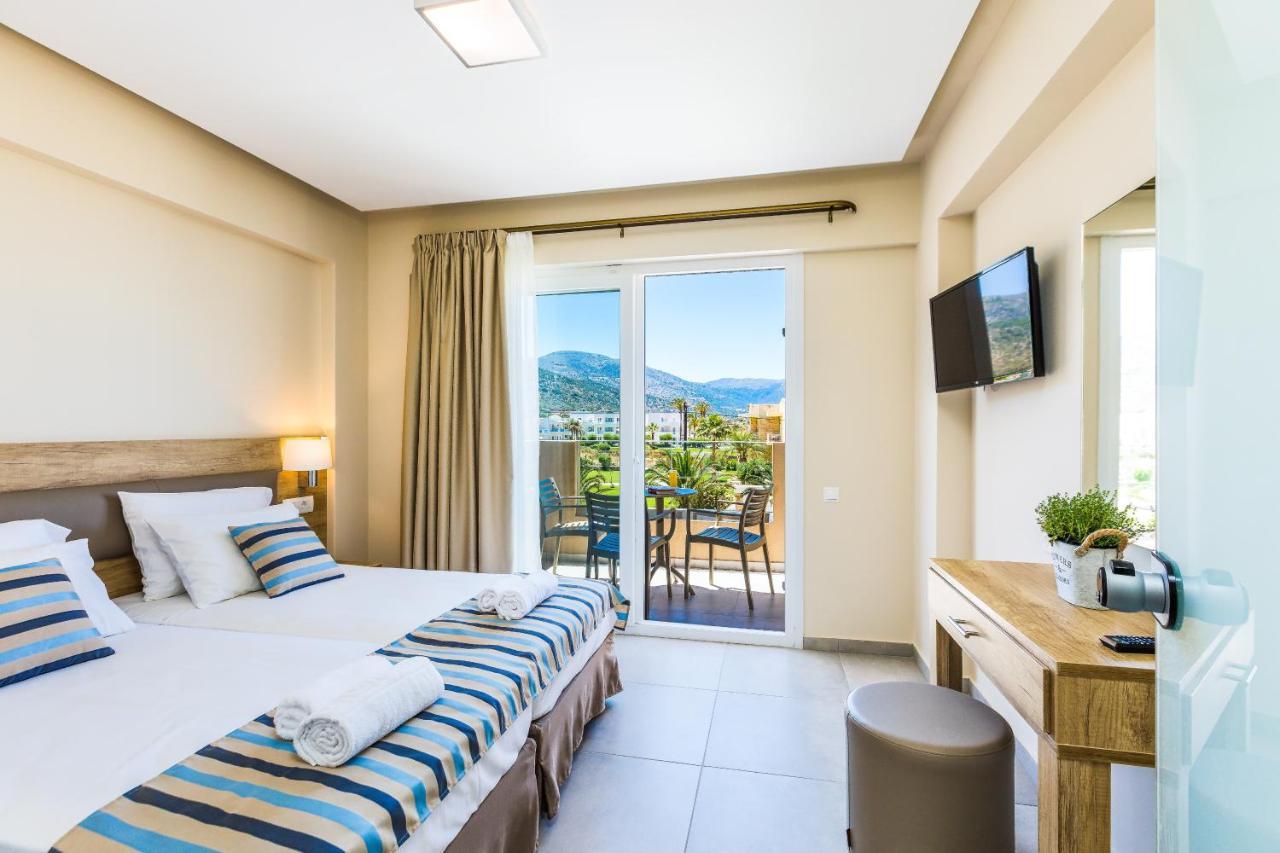 Superior One-Bedroom Triple Apartment