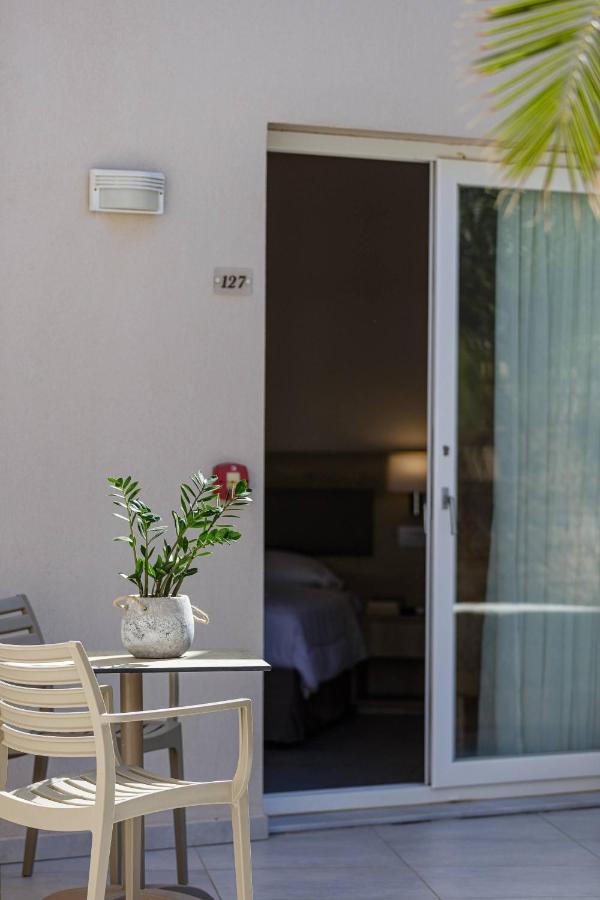 Superior Twin or Double Room Garden View