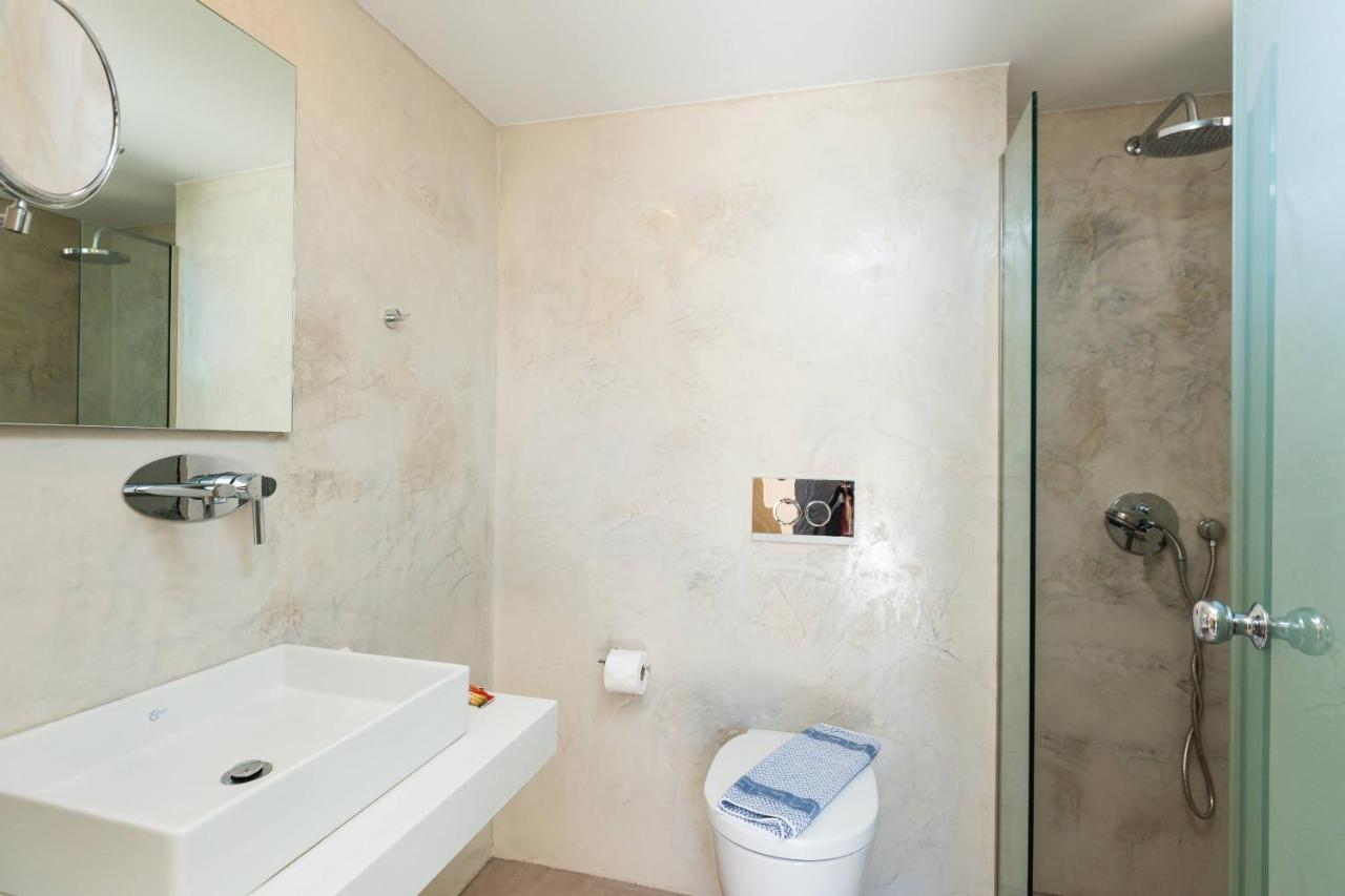 Superior One-Bedroom Triple Apartment