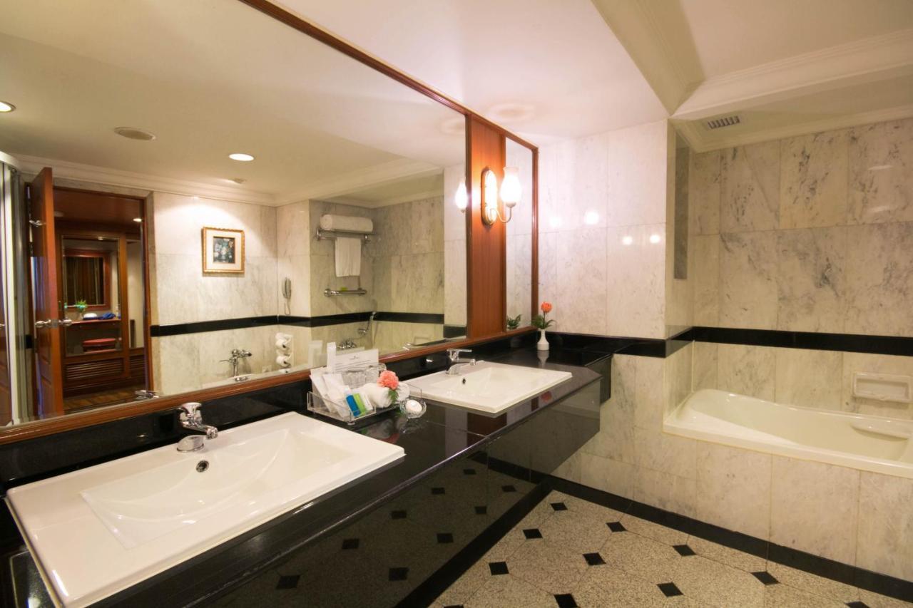 Junior King Suite