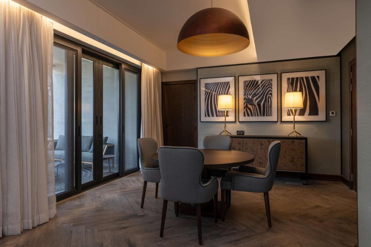 Premium Suite with Zambezi River View and Terrace,1323875461:JPEG