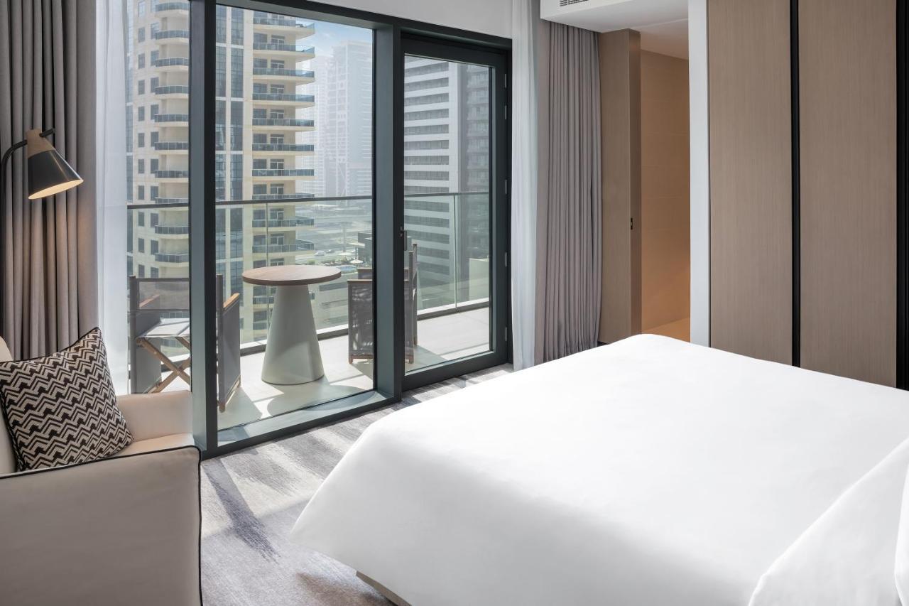 City View Deluxe Room Private Balcony King