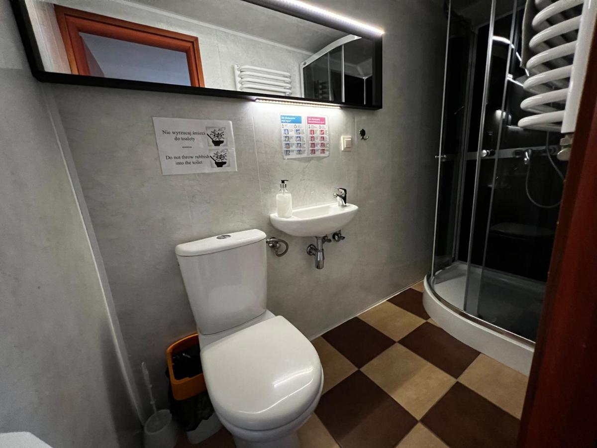 Cabin on boat bathroom river view