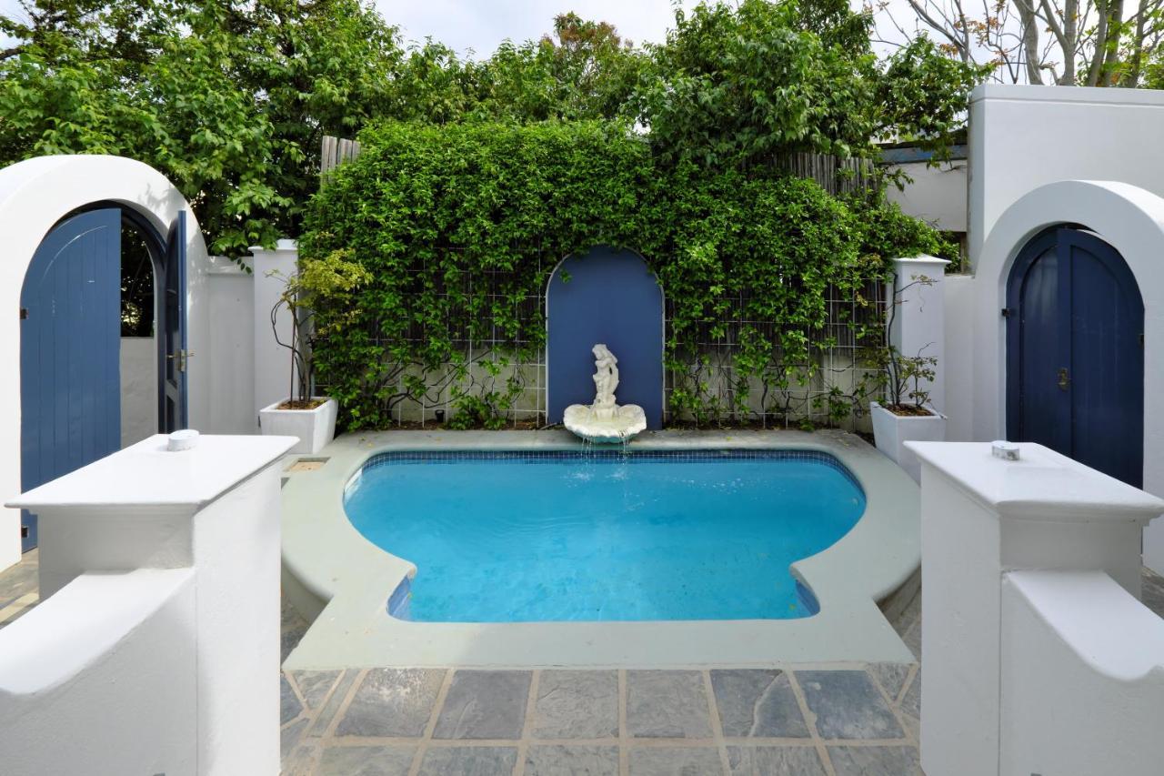 Superior Pool Room