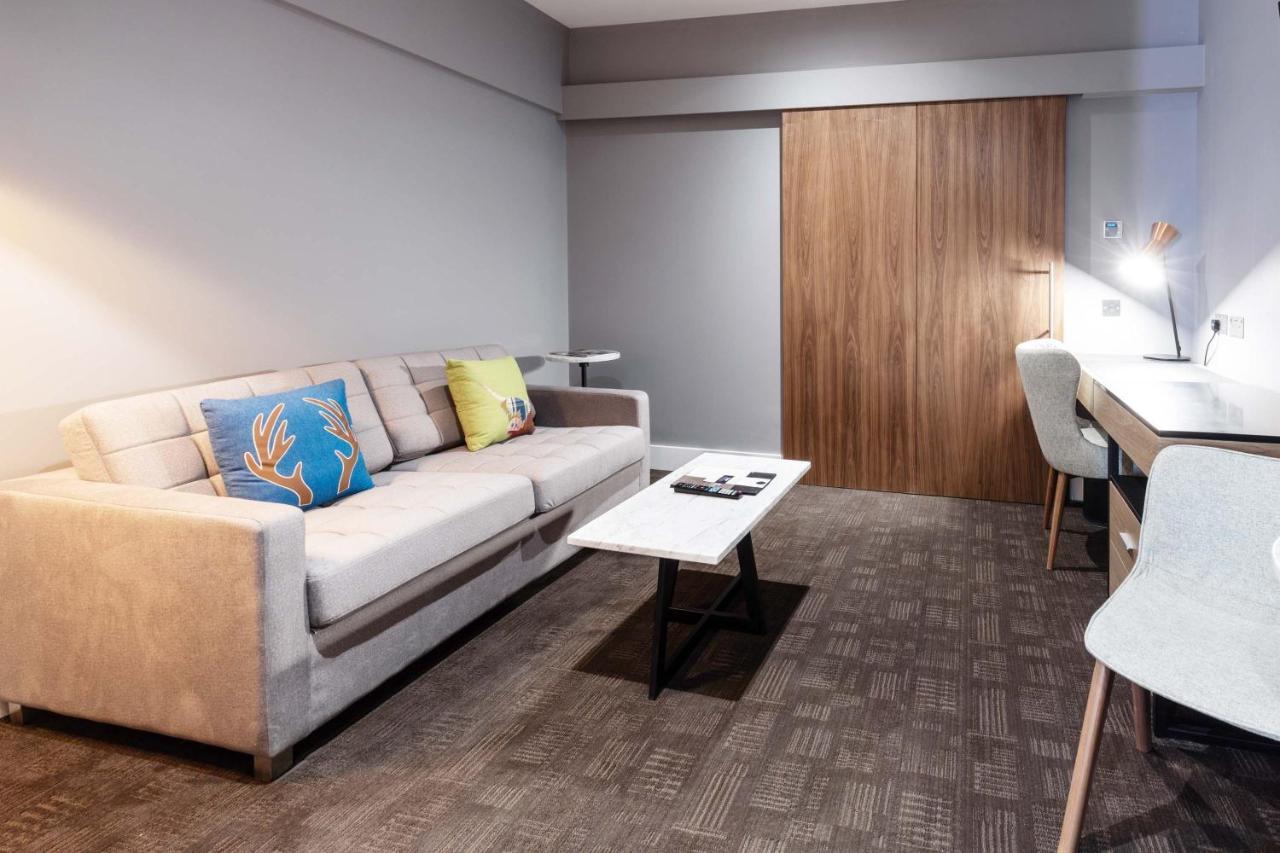 Deluxe Suite 1 Bedroom 1 King Sofa Bed Kitchenette