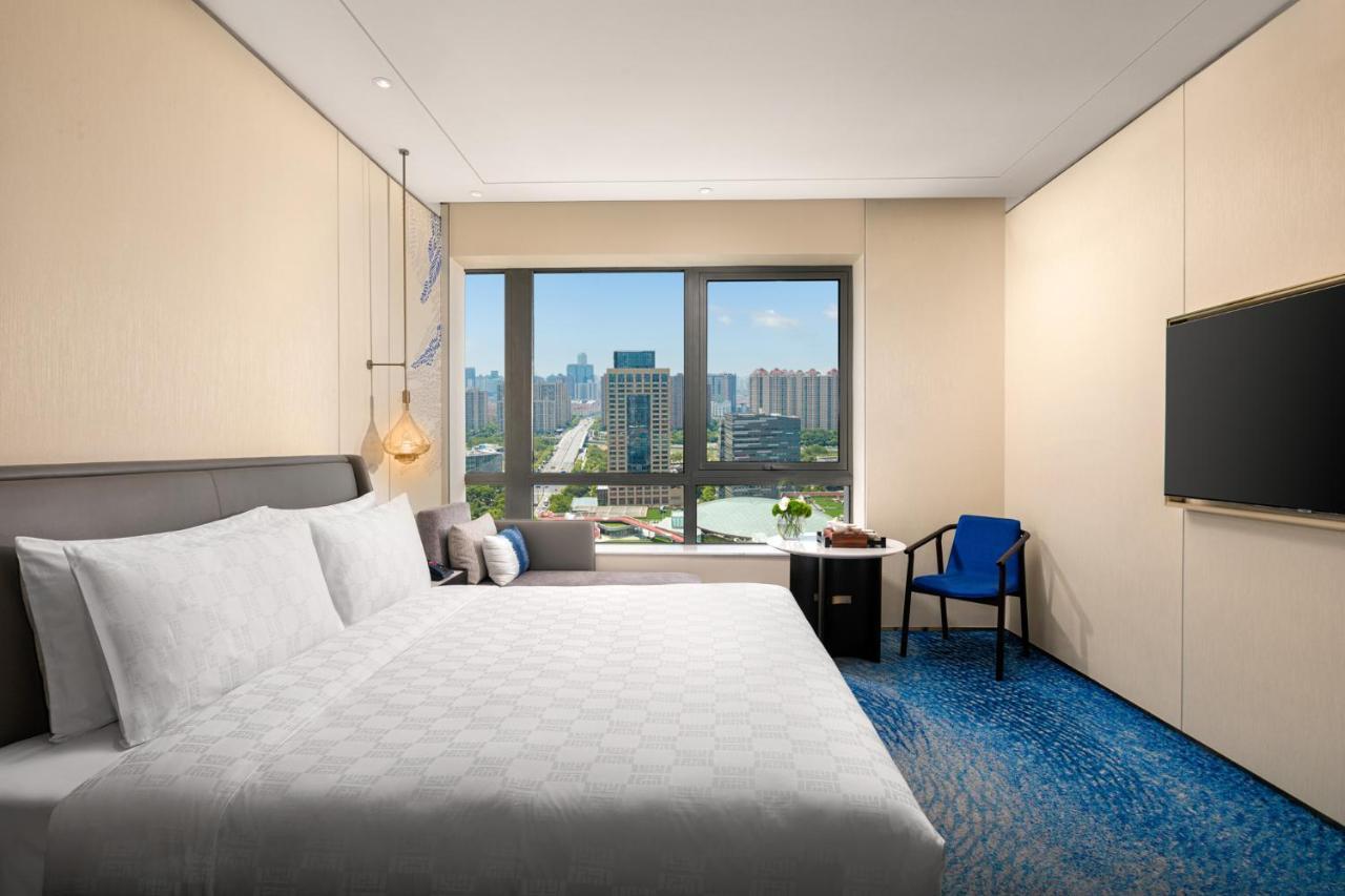 Standard Zimmer mit Kingsize-Bett