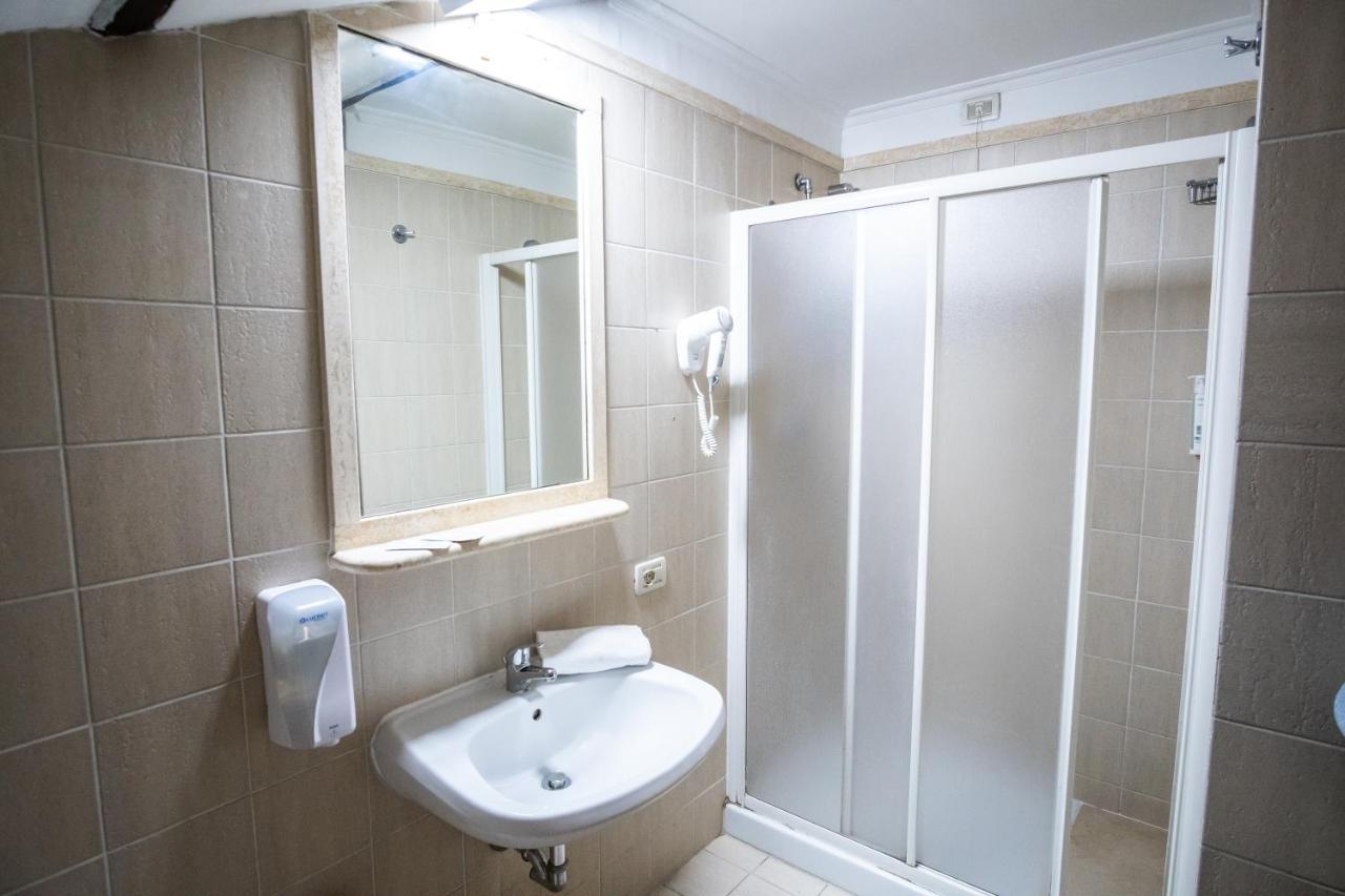 Großes Doppelzimmer