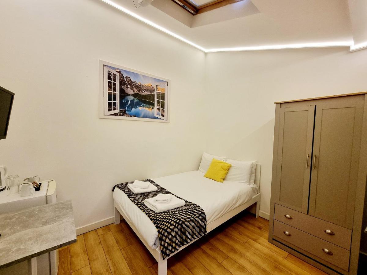 Budget Single Room