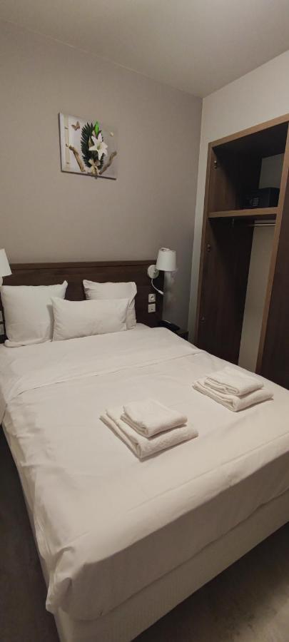 Small Single Room