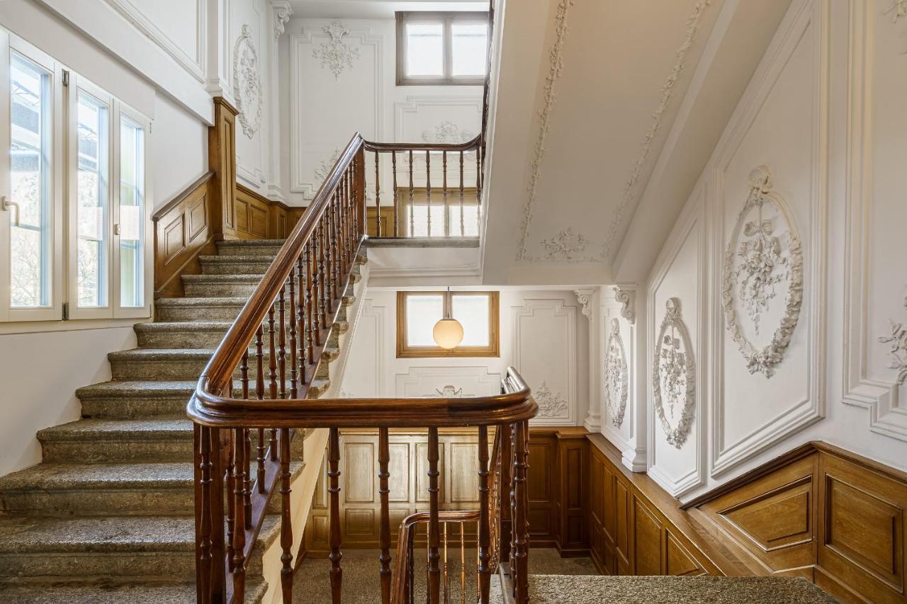 Chambre Lits Jumeaux avec Salle de Bains Commune