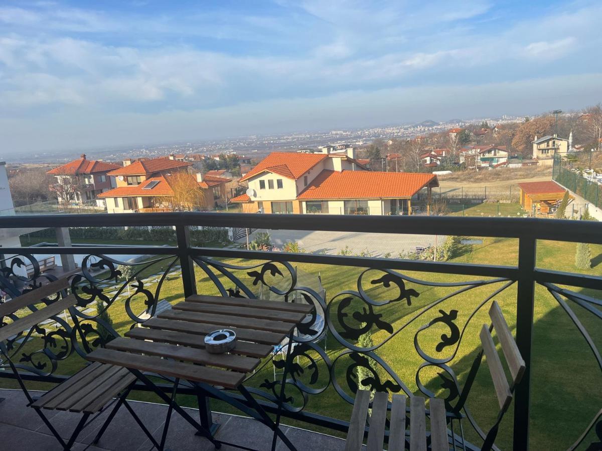 Apartamento con vistas a la piscina