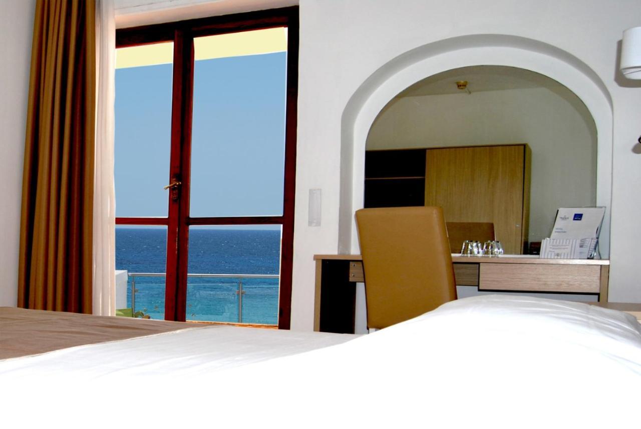 Doppelzimmer mit Meerblick