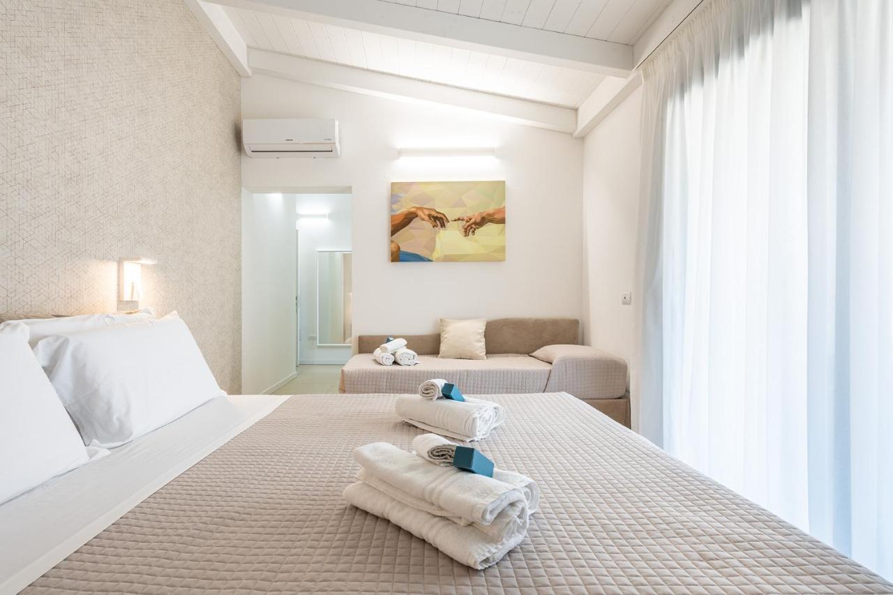 Quarto Triplo com Vista do Jardim