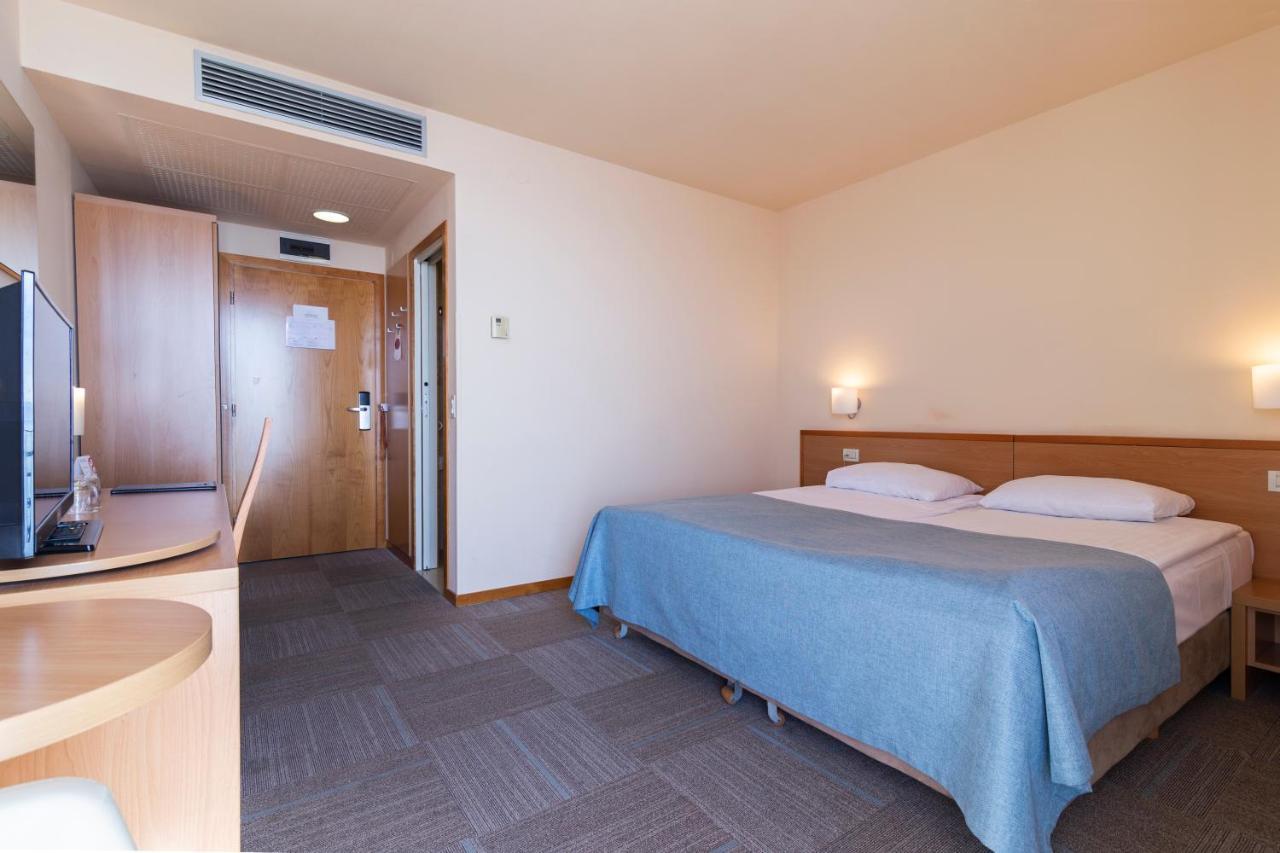 Standard Double or Twin Room Sea View,1588041291:JPEG