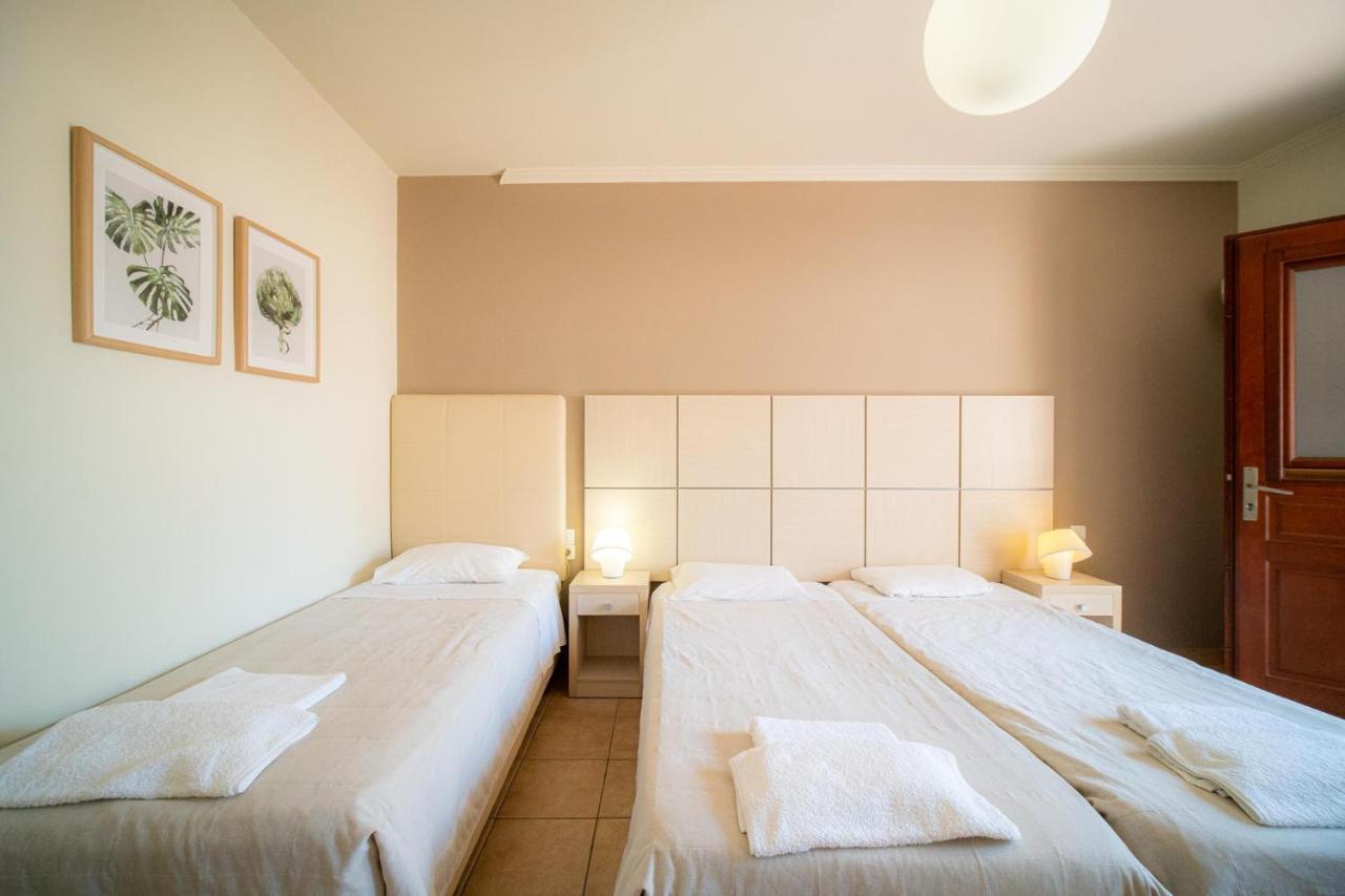Economy Triple Room,1338507497:JPEG
