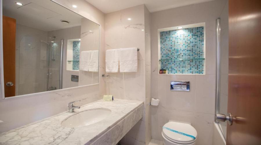 Double or Twin Room Inland View